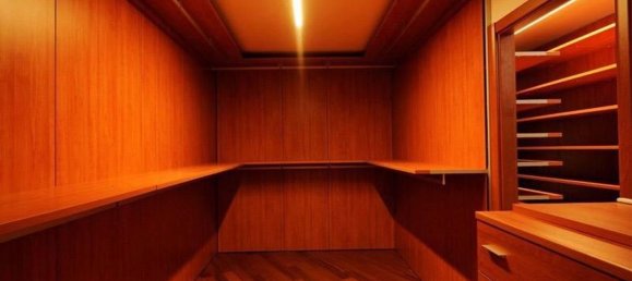 Casa de 10 habitaciónes en Alassio, Italy No. 63860 19