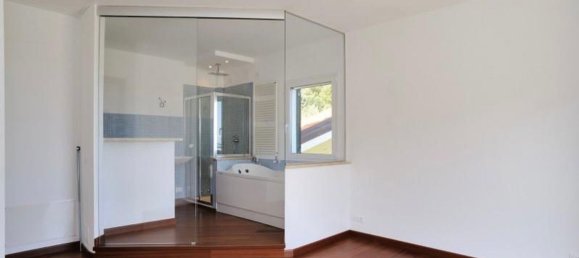 Casa de 10 habitaciónes en Alassio, Italy No. 63860 8