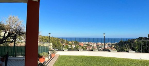 Casa de 10 habitaciónes en Alassio, Italy No. 63860 45