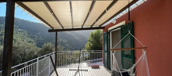 Casa de 10 habitaciónes en Alassio, Italy No. 63860 32