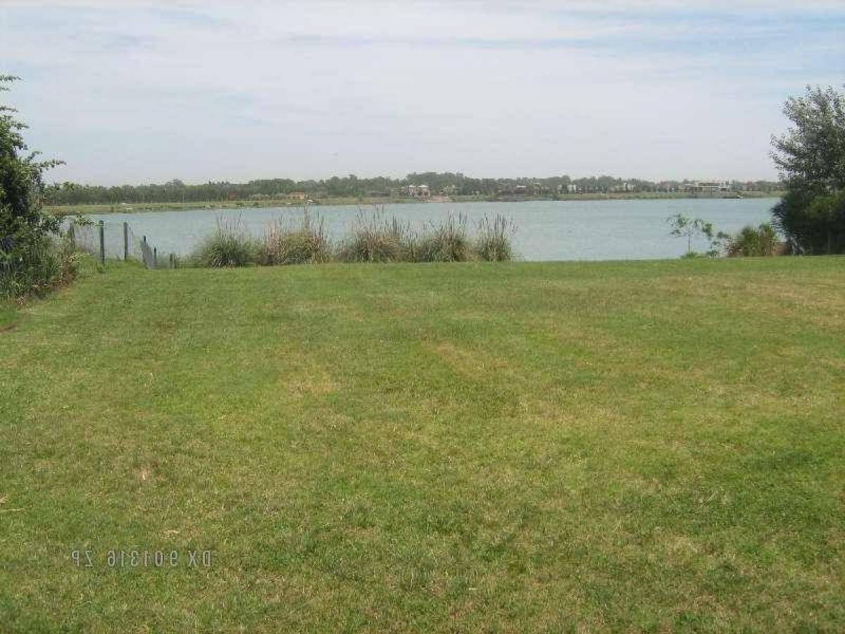  Land in Tigre, Argentina No. 118882