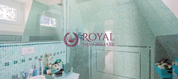 4 rooms Apartment in Livorno, Italy No. 28250 21