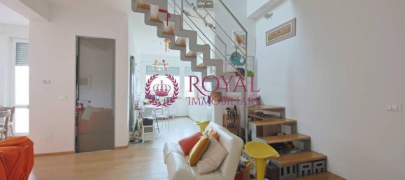 4 rooms Apartment in Livorno, Italy No. 28250 9