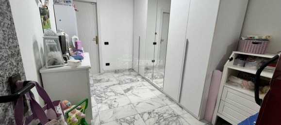 2 bedrooms Duplex in Reggio Emilia, Italy No. 131822 8