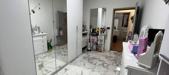2 bedrooms Duplex in Reggio Emilia, Italy No. 131822 10