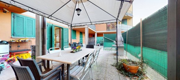 2 bedrooms Duplex in Reggio Emilia, Italy No. 131822 2