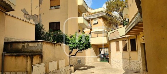 4 غرف نوم شقة في Rome, Italy رقم 375929 10