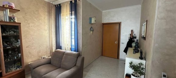 3 rooms Apartment in Rome, Italy No. 37035 22