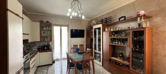3 rooms Apartment in Rome, Italy No. 37035 10