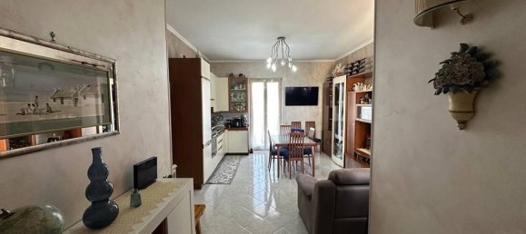 3 rooms Apartment in Rome, Italy No. 37035 24