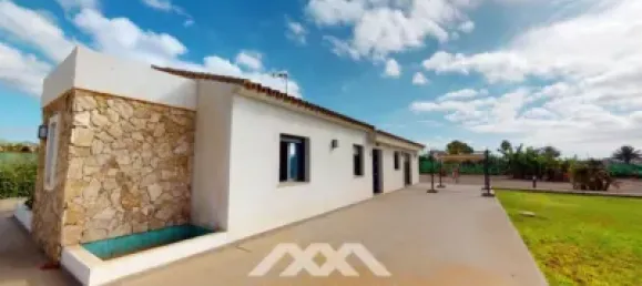 4 bedrooms Villa in Almayate Bajo, Spain No. 54377 11