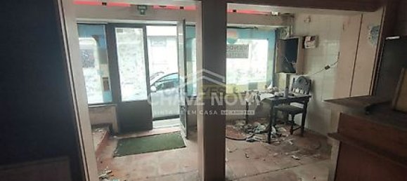 Gebäude in Vila Nova de Gaia, Portugal 286m², Nr. 37259 12