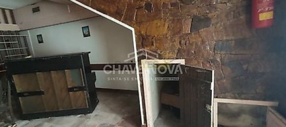 Gebäude in Vila Nova de Gaia, Portugal 286m², Nr. 37259 5