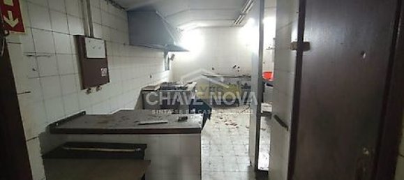 Gebäude in Vila Nova de Gaia, Portugal 286m², Nr. 37259 17