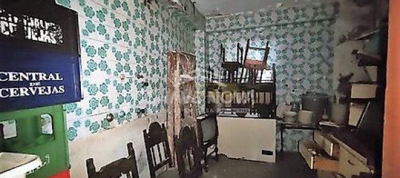 Gebäude in Vila Nova de Gaia, Portugal 286m², Nr. 37259 10