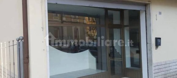 Коммерческая недвижимость с 2 комнатами в Медзоломбардо, Италия № 321199 6