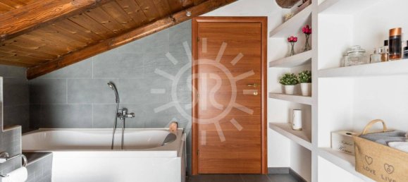 4 bedrooms Apartment in Budrio, Italy No. 318913 13