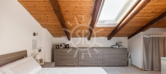 4 bedrooms Apartment in Budrio, Italy No. 318913 21