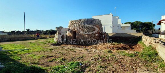 Estudio en Alliste, Italy No. 108964 2