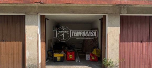  Garage in Somma Lombardo, Italy No. 364852 2