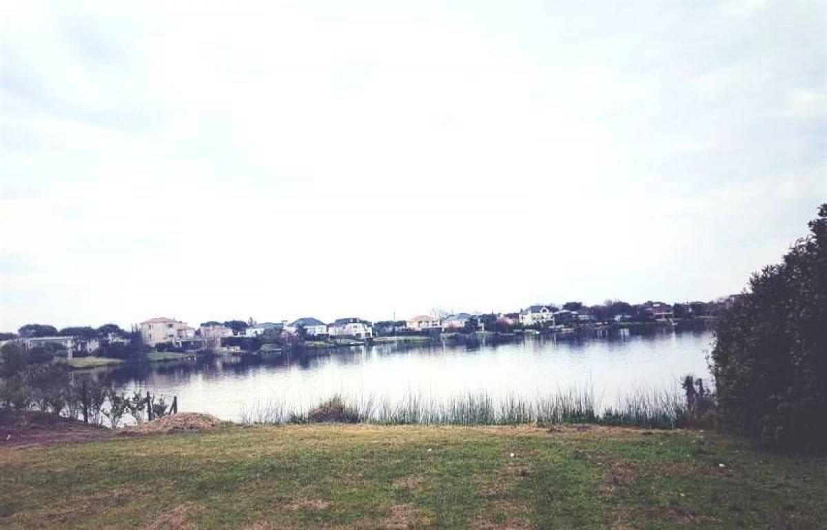  Land in Tigre, Argentina No. 119268