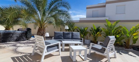 4 Schlafzimmer Villa in Elda, Spain, Nr. 183582 2