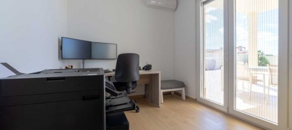 4 Schlafzimmer Villa in Elda, Spain, Nr. 183582 16