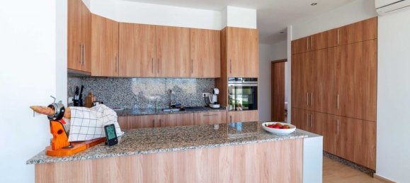 4 Schlafzimmer Villa in Elda, Spain, Nr. 183582 5