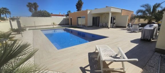 4 Schlafzimmer Villa in Elda, Spain, Nr. 183582 21