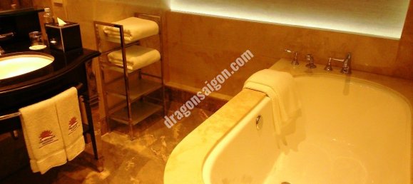 120m² Apartment in District 1, Vietnam No. 10790 14