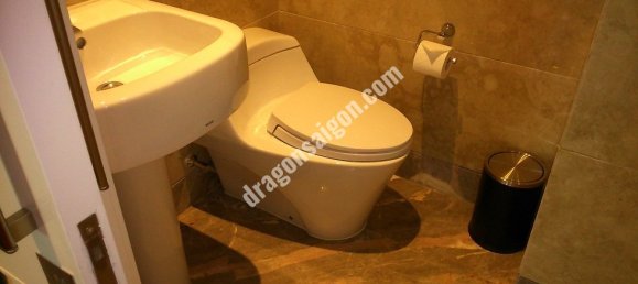 120m² Apartment in District 1, Vietnam No. 10790 8