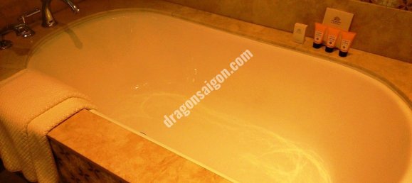 120m² Apartment in District 1, Vietnam No. 10790 12