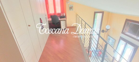 7 rooms House in Monteriggioni, Italy No. 18024 17