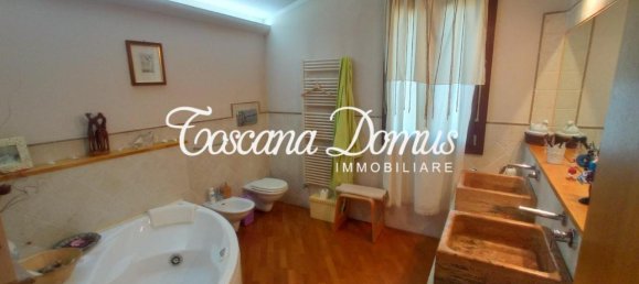 7 rooms House in Monteriggioni, Italy No. 18024 20