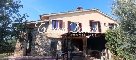 7 rooms House in Monteriggioni, Italy No. 18024 3