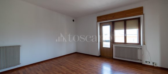 Villa de 8 divisões em Udine, Italy N.º 261066 6