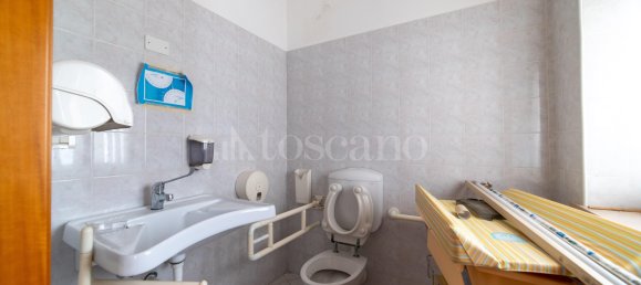 Villa de 8 divisões em Udine, Italy N.º 261066 31