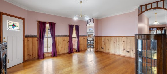 4 bedrooms House in Inverloch, Australia No. 337 5