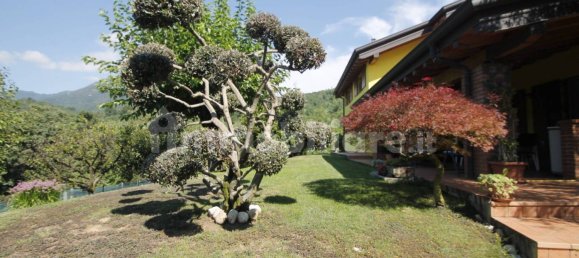 2 bedrooms Villa in Almenno San Salvatore, Italy No. 303518 6
