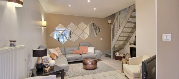 2 bedrooms House in Reims, France No. 237921 2