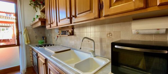 4 rooms Apartment in Florence, Italy No. 205135 14