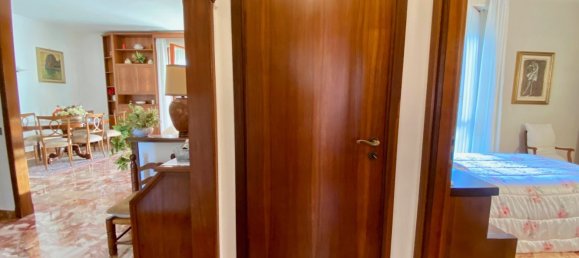 4 rooms Apartment in Florence, Italy No. 205135 30