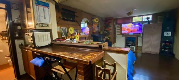 4 rooms Apartment in Florence, Italy No. 205135 31