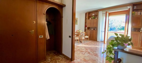 4 rooms Apartment in Florence, Italy No. 205135 6