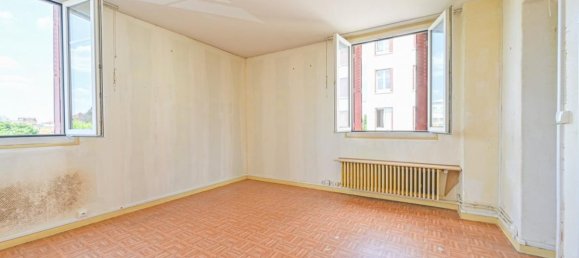 2 chambres Appartement à Choisy-le-Roi, France No. 178998 3