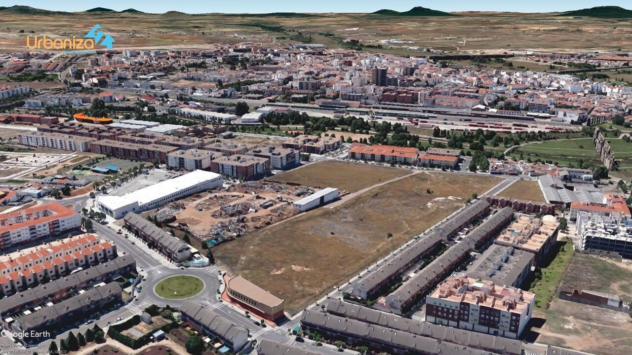 Terreno en Mérida, Spain 13397 m² No. 155028