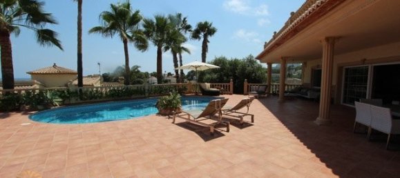 4 bedrooms Villa in Calpe, Spain No. 1526 3