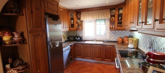 4 bedrooms Villa in Calpe, Spain No. 1526 19