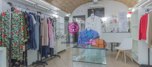 عقار تجاري في Piacenza, Italy 93متر مربع رقم 312450 6