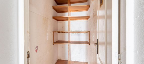 288m² Building in Loures, Portugal No. 137955 13